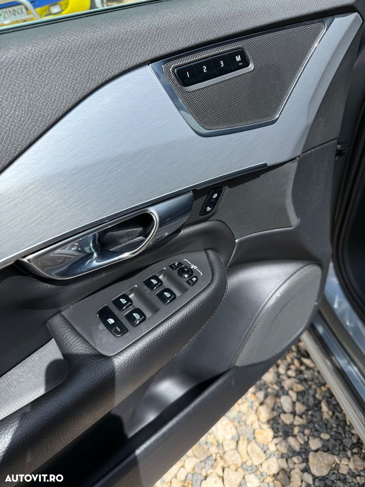 Volvo XC 90 T8 AWD Recharge Geartronic Inscription Edition - 30
