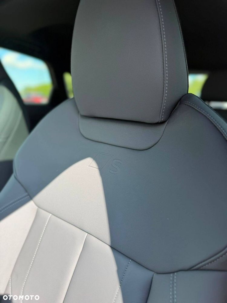 Audi Q3 Sportback - 14