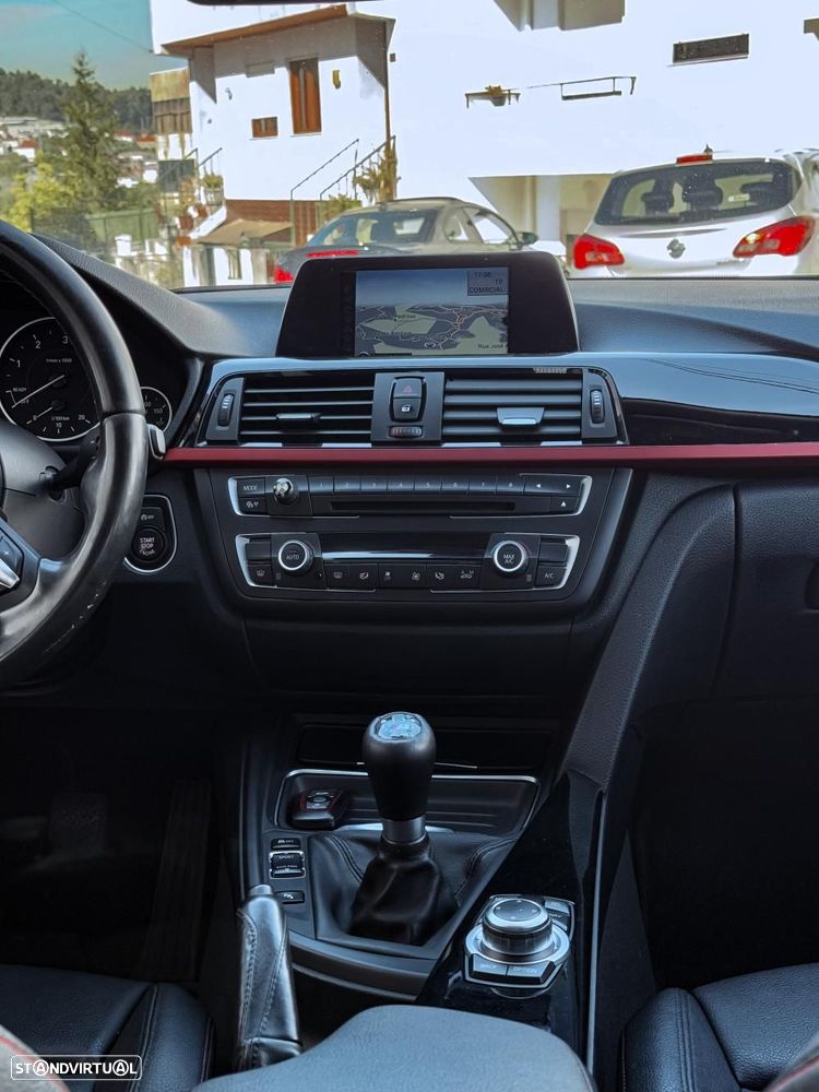 BMW 318 d Sport Line - 6