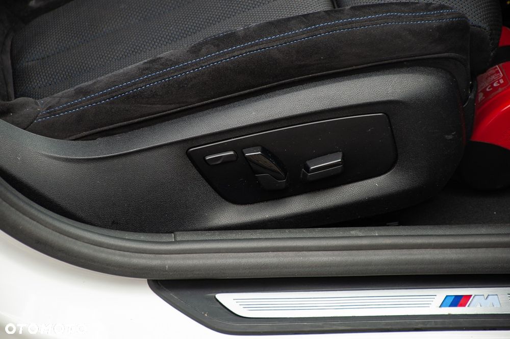 BMW Seria 5 520d xDrive M Sport sport - 22