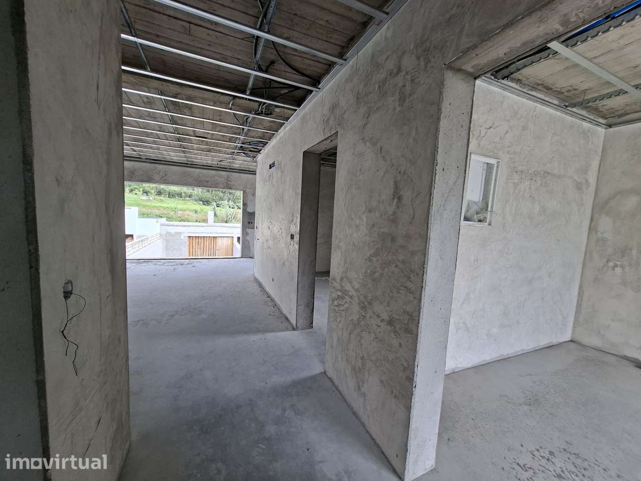 Apartamento T2 no Cabouco em construção " Chave na mão " - Grande imagem: 5/15