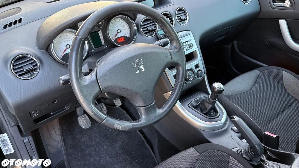 Peugeot 308 1.6 Trendy Navtech - 14