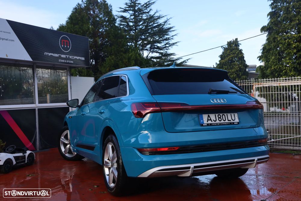 Audi e-tron 55 quattro S line - 36
