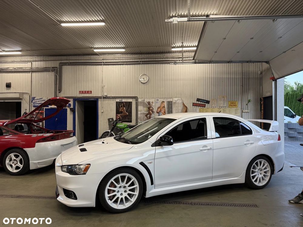 Mitsubishi Lancer Evolution - 2