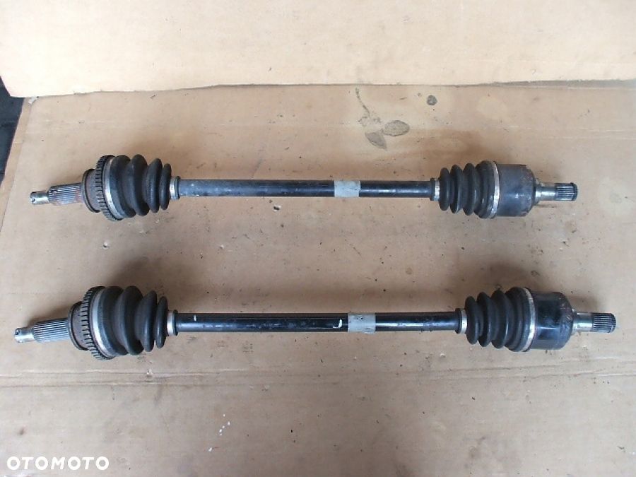 HYUNDAI SANTA FE II PÓŁOŚ prawa lewa tył tylna - 1