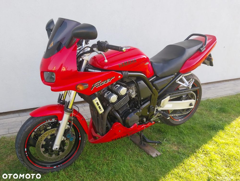 Yamaha FZS - 3