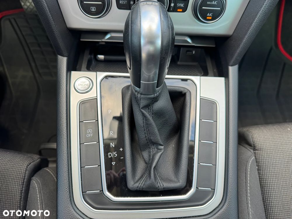 Volkswagen Passat 1.5 TSI OPF DSG Comfortline - 18