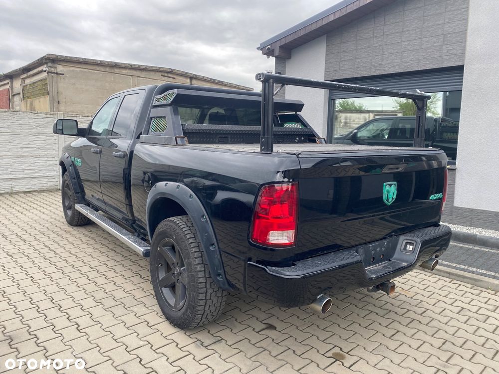Dodge RAM 1500 5.7 4x4 - 7
