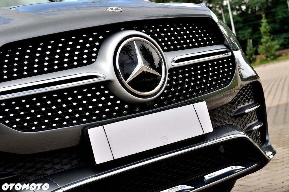 Mercedes-Benz GLE 300 d 4Matic 9G-TRONIC AMG Line - 8