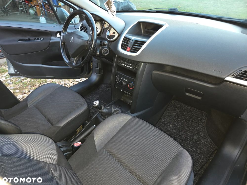 Peugeot 207 1.4 Active - 9