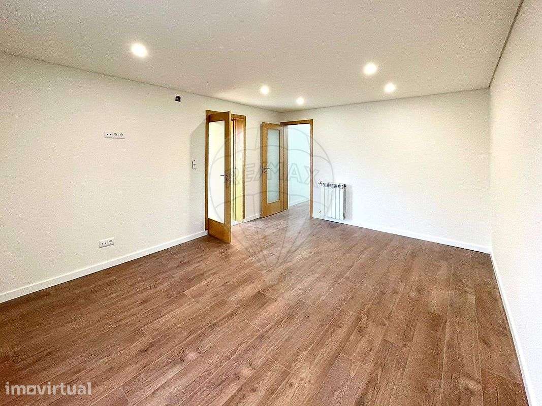 ANDAR MORADIA T3 NO 1º ANDAR COM TERRAÇO E VARANDA - Grande imagem: 4/19