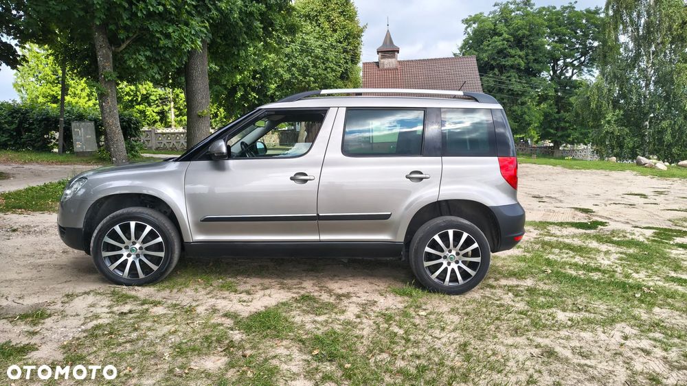 Skoda Yeti 2.0 TDI Ambition Green tec PLUS EDITION - 13