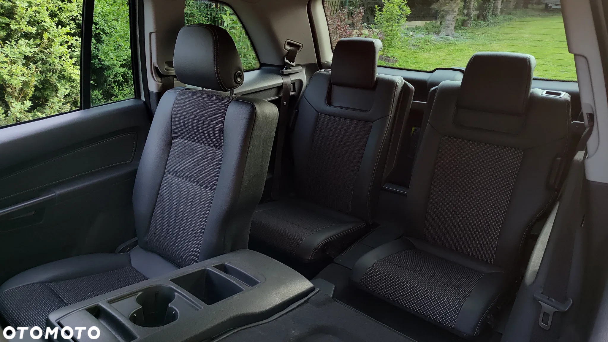 Opel Zafira - 9
