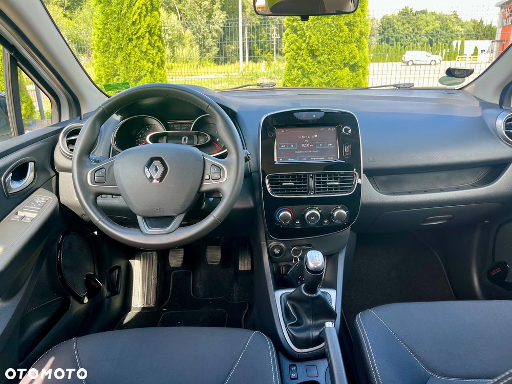 Renault Clio 1.2 16V Limited - 25