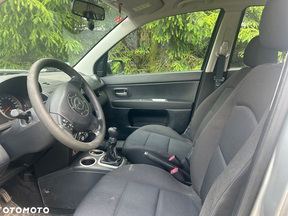 Mazda 2 - 7