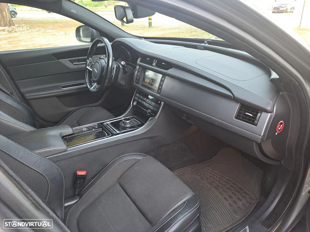 Jaguar XF E-Performance Aut. R-Sport - 22