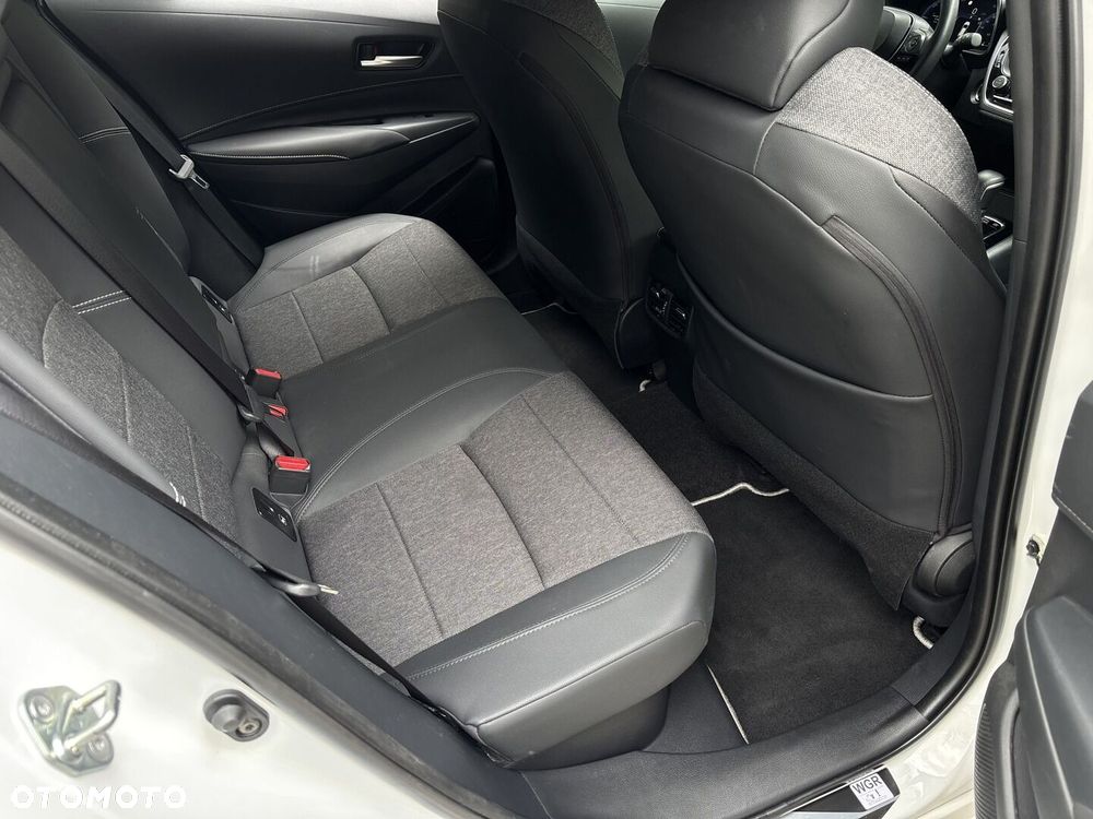 Toyota Corolla 1.8 Hybrid Style - 14
