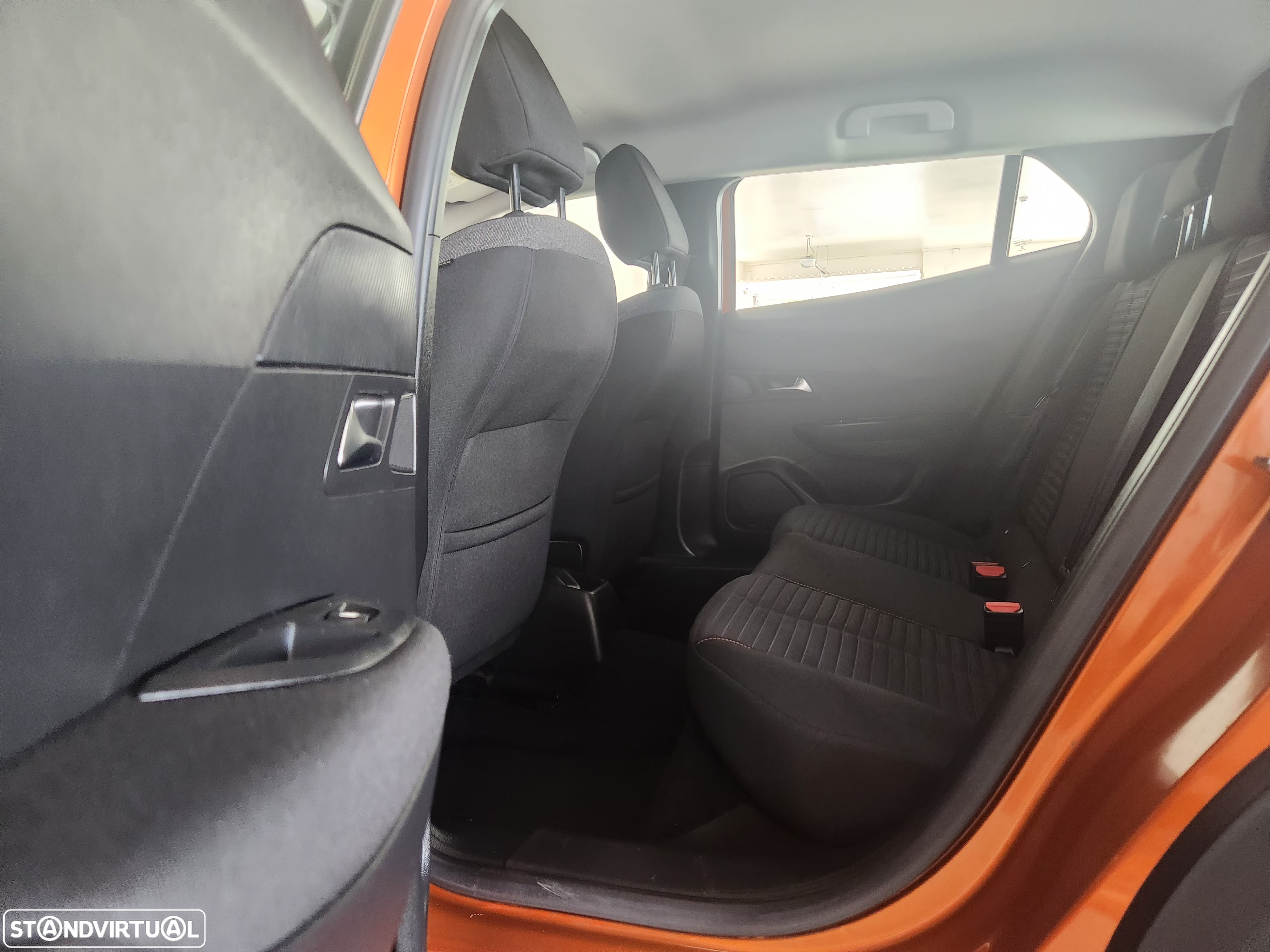 Peugeot 2008 1.5 BlueHDi Active Pack - 43