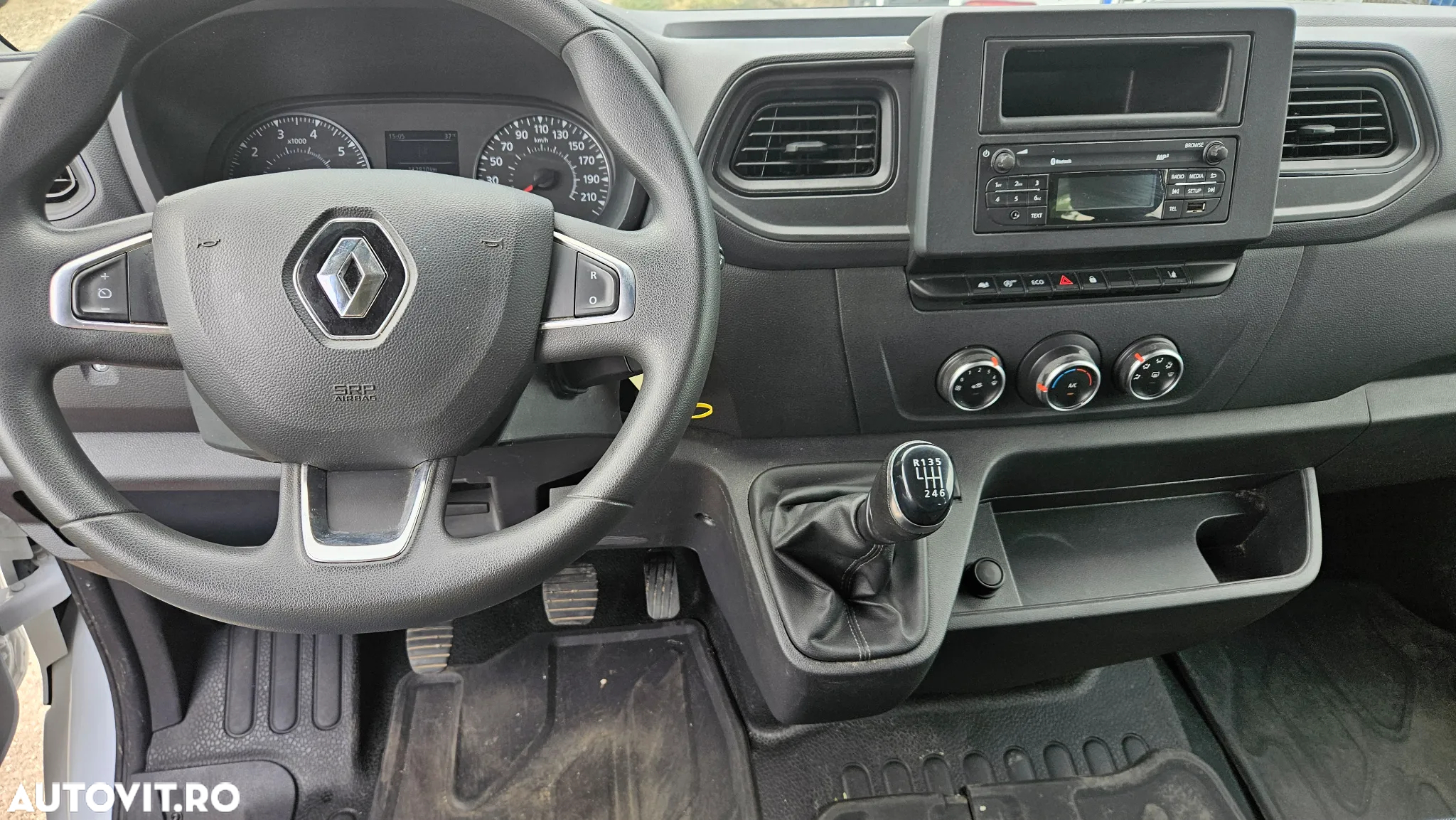 Renault Master - 11