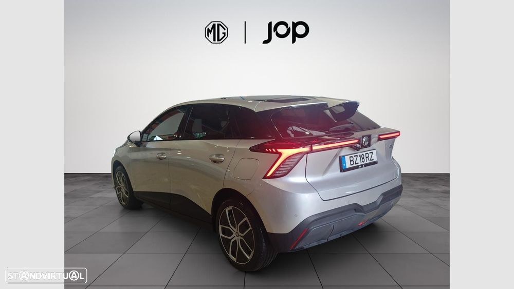MG MG4 77 kWh Extended Range Luxury - 4