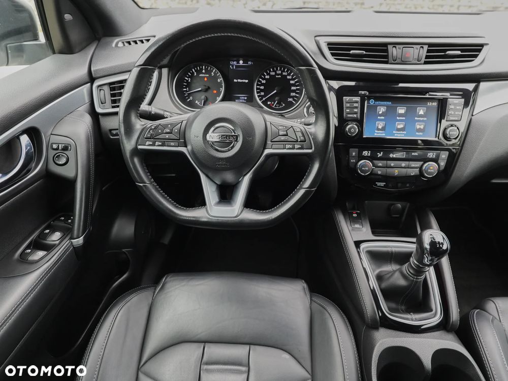 Nissan Qashqai 1.6 DIG-T TEKNA+ - 18