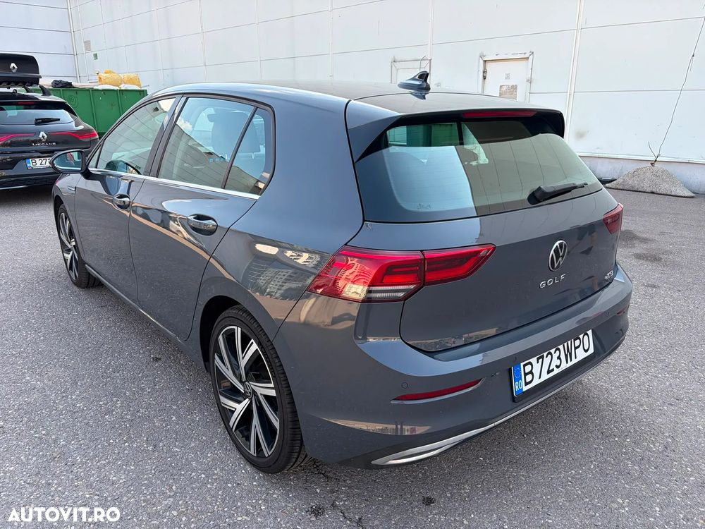 Volkswagen Golf - 5
