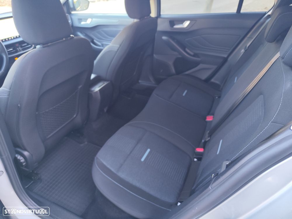Ford Focus SW 1.5 TDCi EcoBlue Active Aut. - 45