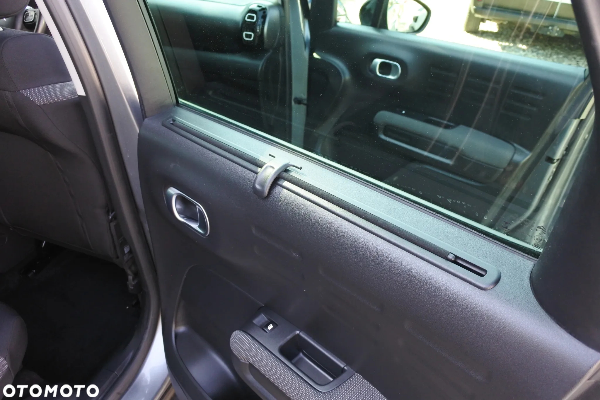 Citroën C3 Aircross PureTech 110 Stop & Start Shine - 21