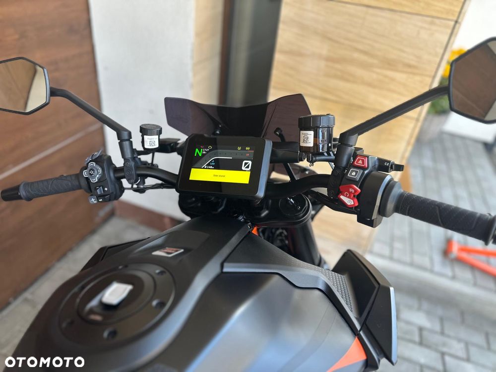 KTM Super Duke - 6