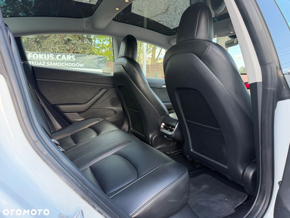 Tesla Model 3 RWD - 25