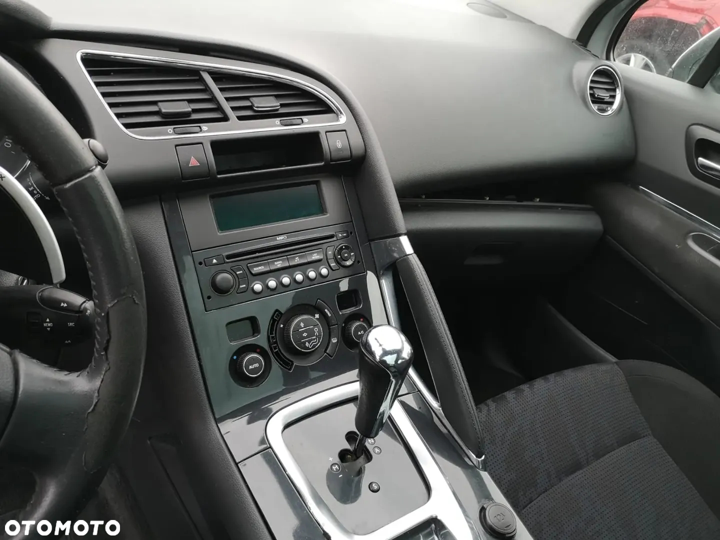 Peugeot 3008 - 16