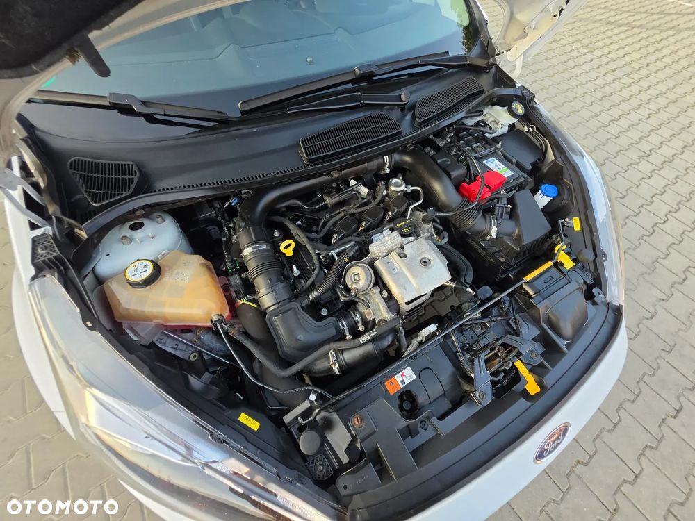 Ford Fiesta 1.0 EcoBoost Start-Stop SYNC Edition - 32