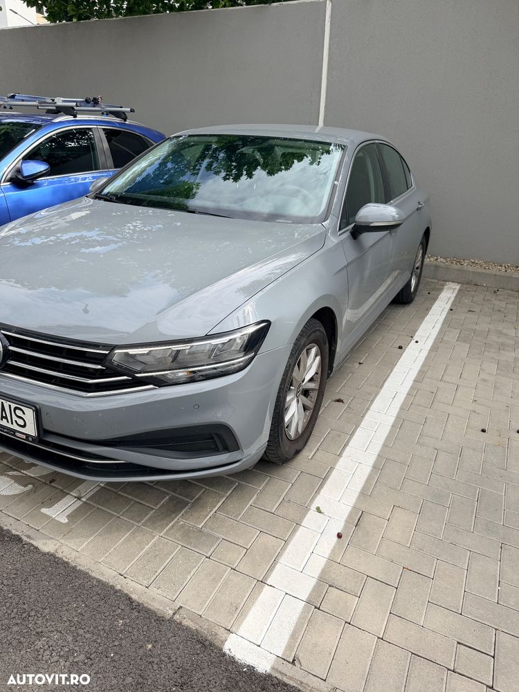 Volkswagen Passat 1.5 TSI ACT DSG Comfortline - 2