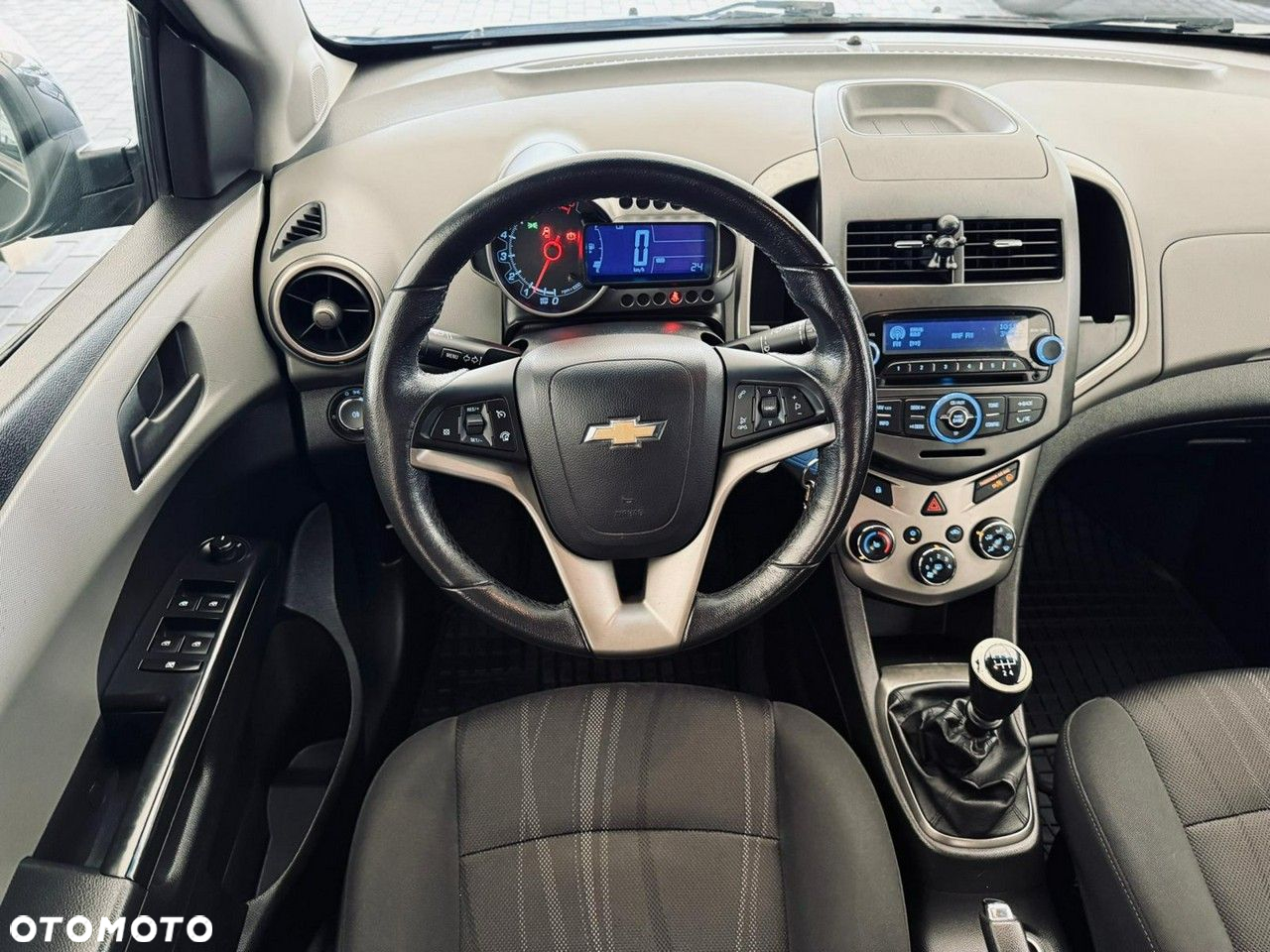 Chevrolet Aveo - 16