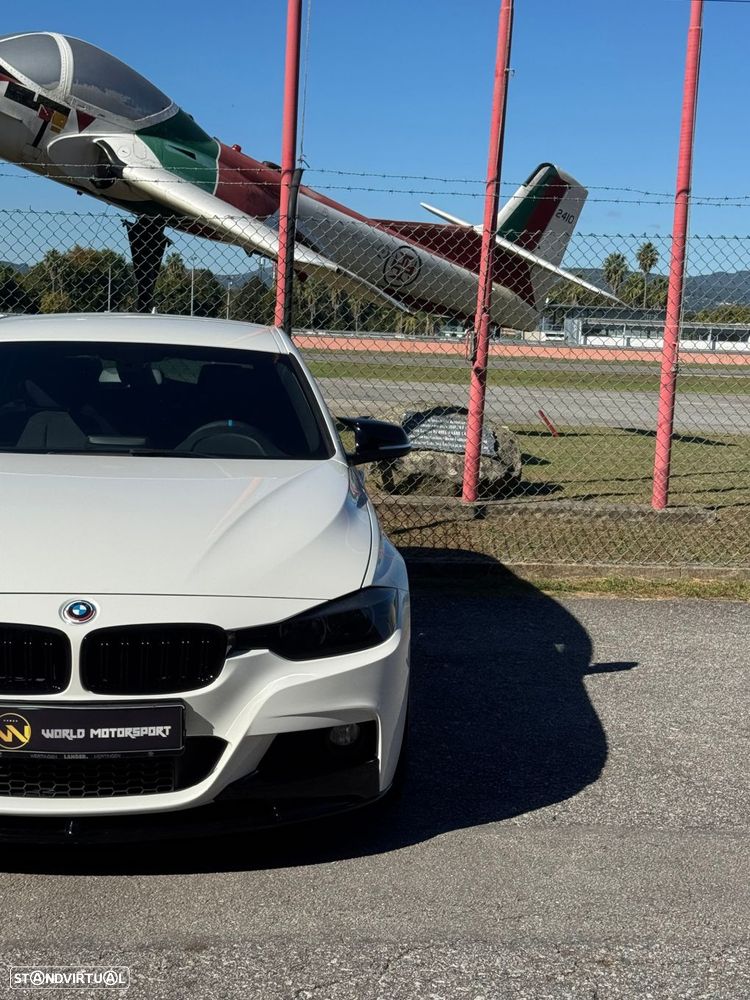 BMW 318 d Pack M - 38