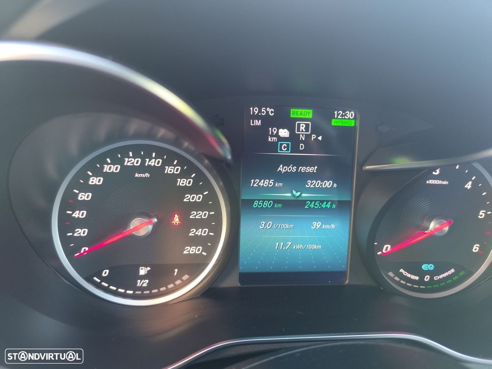 Mercedes-Benz C 300 de AMG Line - 18