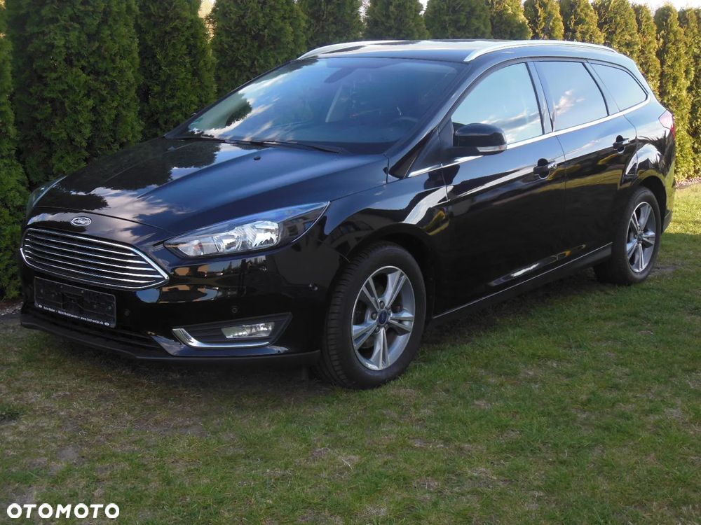 Ford Focus 1.0 EcoBoost STart-Stopp-System TITANIUM - 2