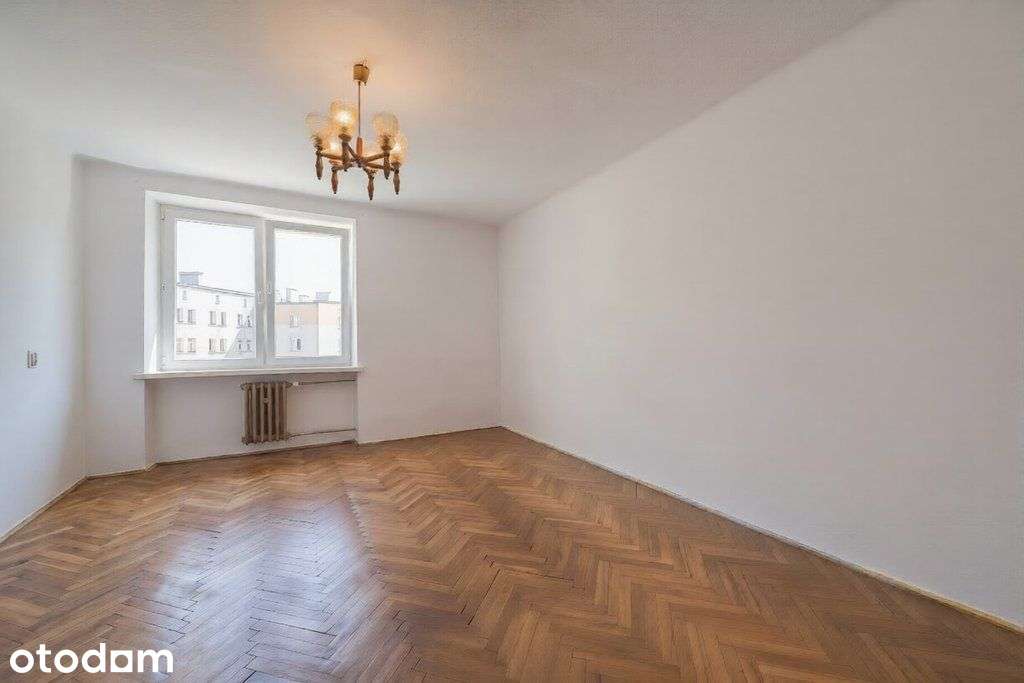 49m2 do własnej aranżacji w centrum