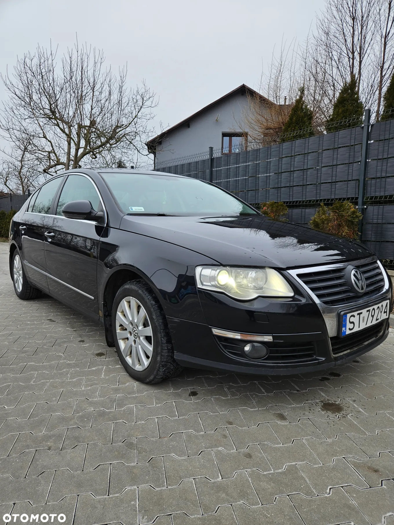 Volkswagen Passat - 2