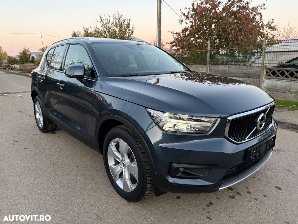 Volvo XC 40 T2 Momentum Pro - 2