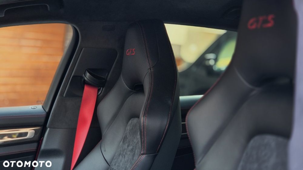 Porsche Panamera - 12