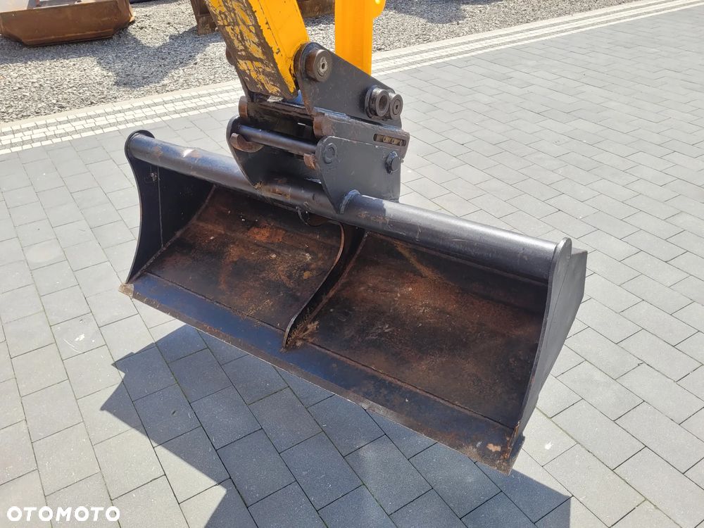 JCB 4CX / dżojstik / 3700h / TORQUELOCK / sprowadzona / - 16