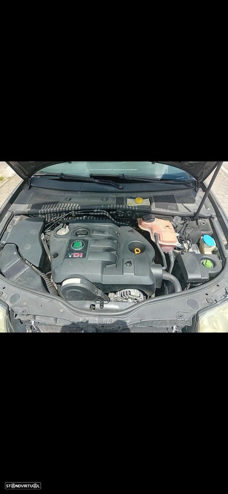 Skoda Superb 2002 photo 3