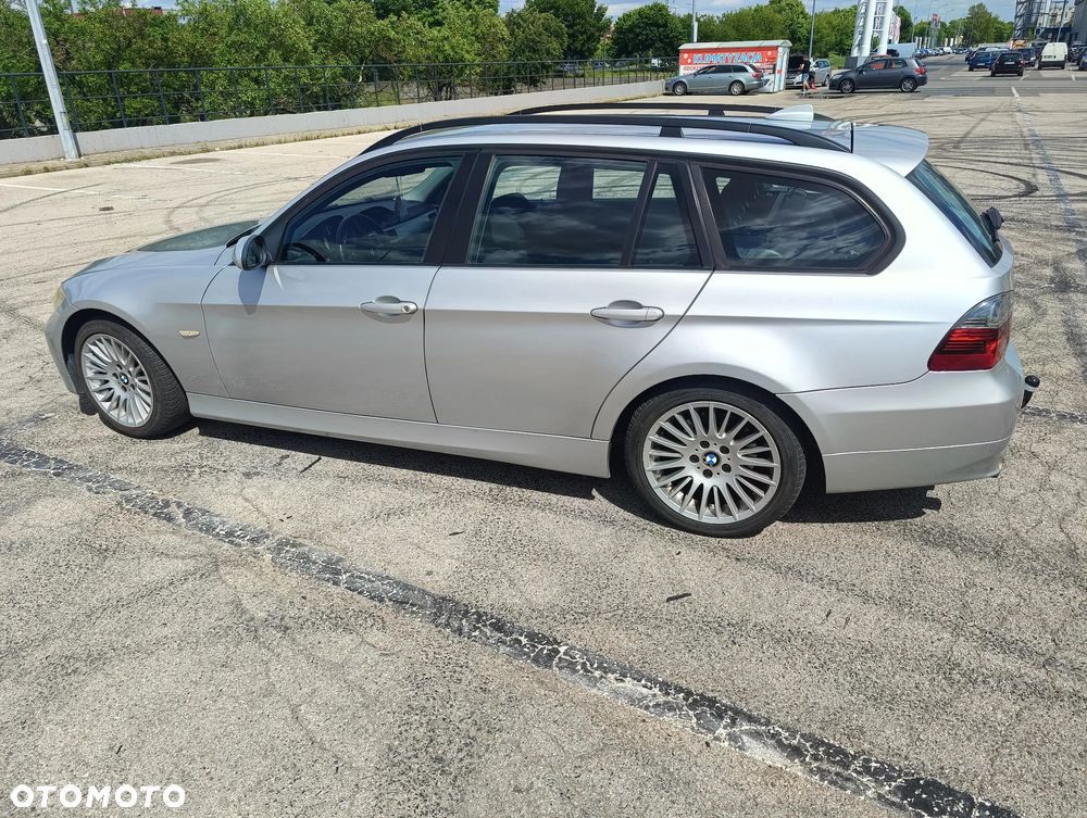BMW Seria 3 318i - 7