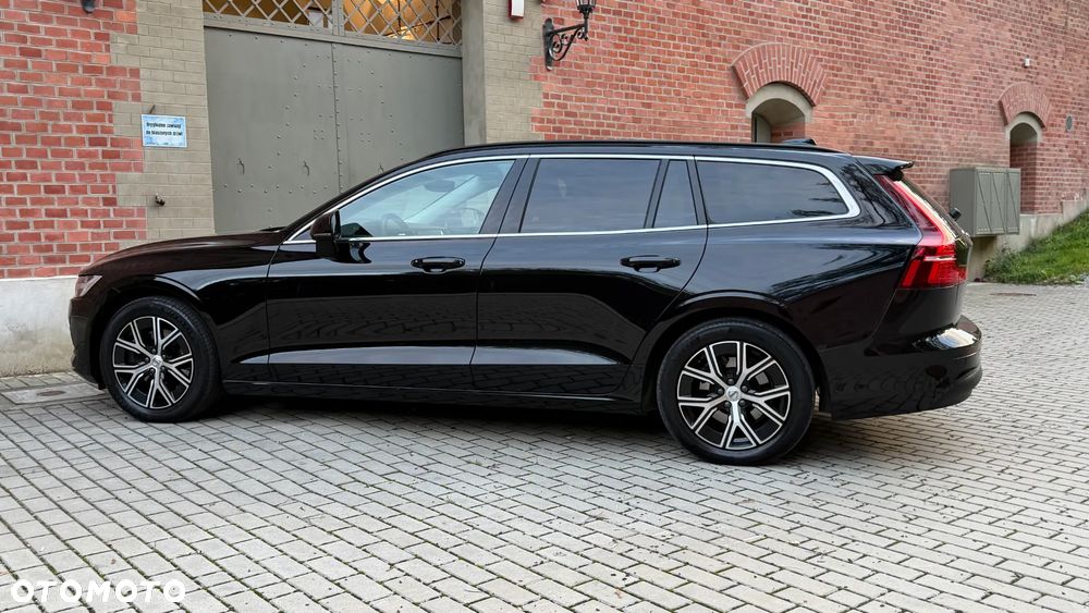 Volvo V60 2023 photo 5