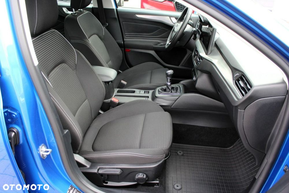 Ford Focus 1.0 EcoBoost mHEV Titanium - 13
