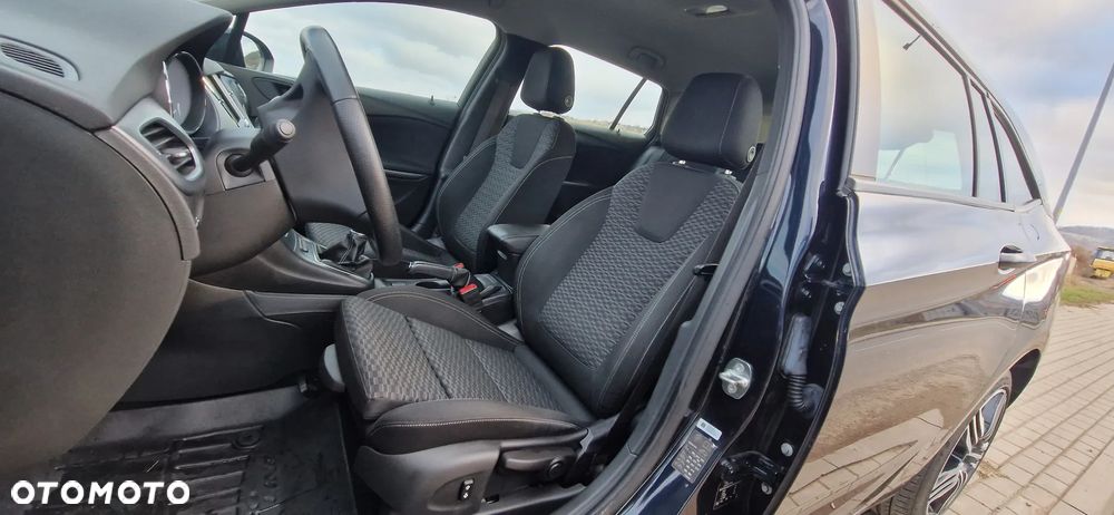 Opel Astra 1.6 D Start/Stop Business - 8