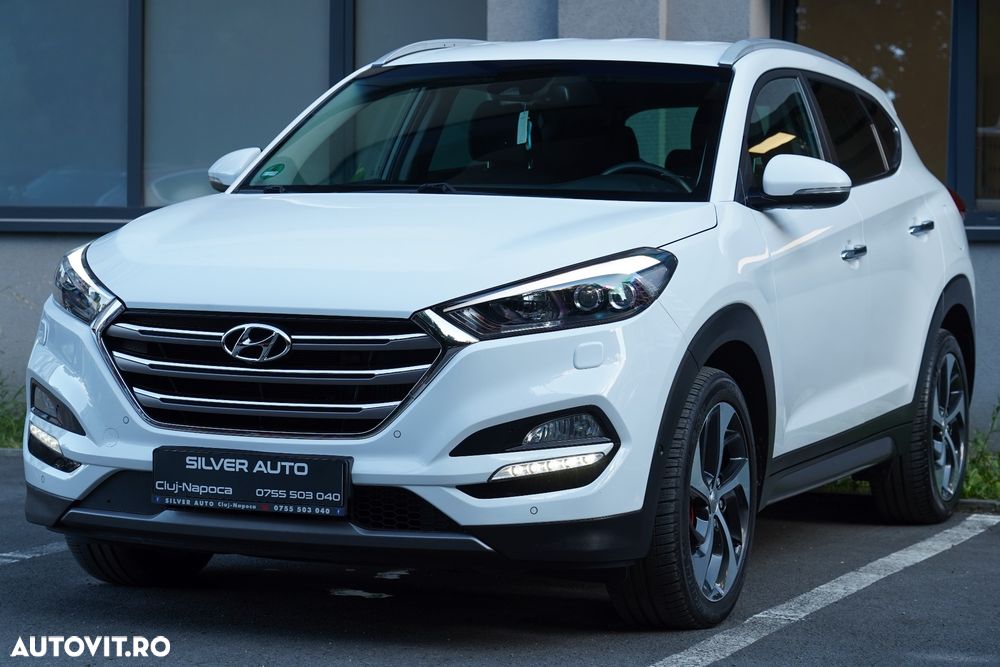 Hyundai Tucson 2.0 CRDI 4WD Automatik Premium - 25