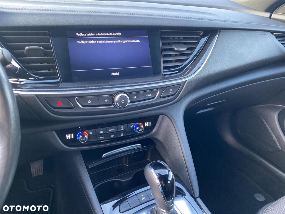 Opel Insignia - 26