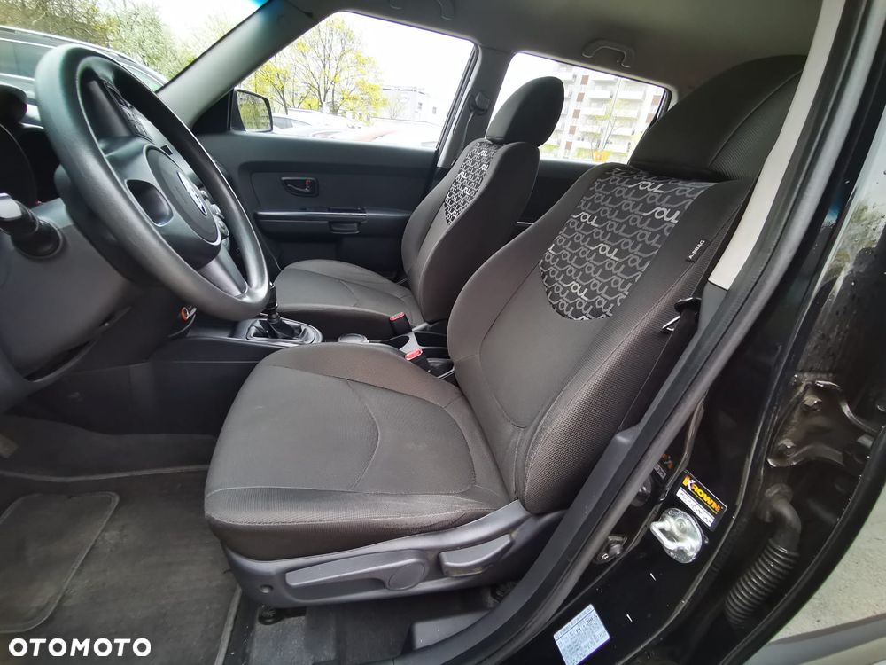 Kia Soul 1.6 L - 17